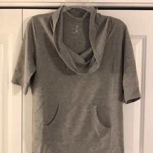 NY&Co lightweight sweatshirt with short sleeves